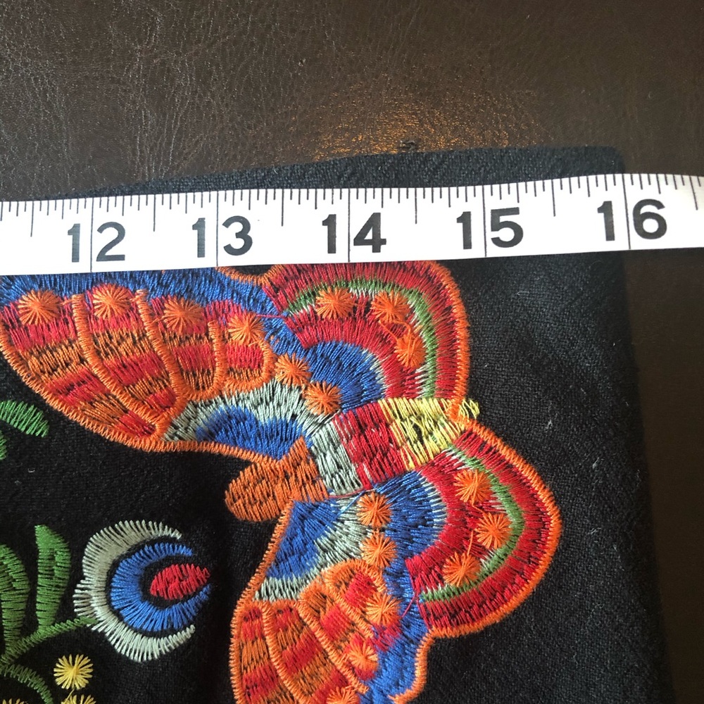 Sold Umgee Boutique embroidery skirt Size Large - Picture 8 of 12